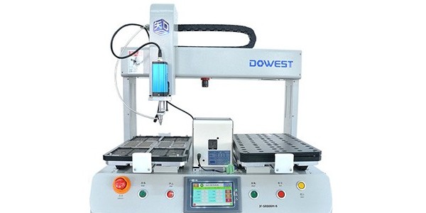 使用半自動(dòng)鎖螺絲機(jī)需要注意安全嗎？-堅(jiān)豐股份