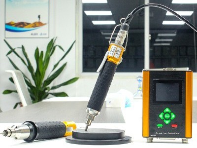 伺服電批加上機(jī)器人視覺，究竟是什么效果？-堅(jiān)豐股份