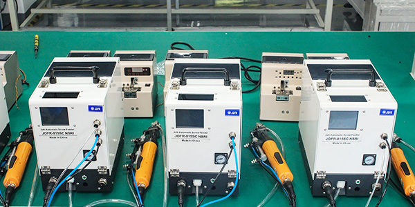 使用自動鎖螺絲機(jī)要注意哪些方面？堅豐電子告知您